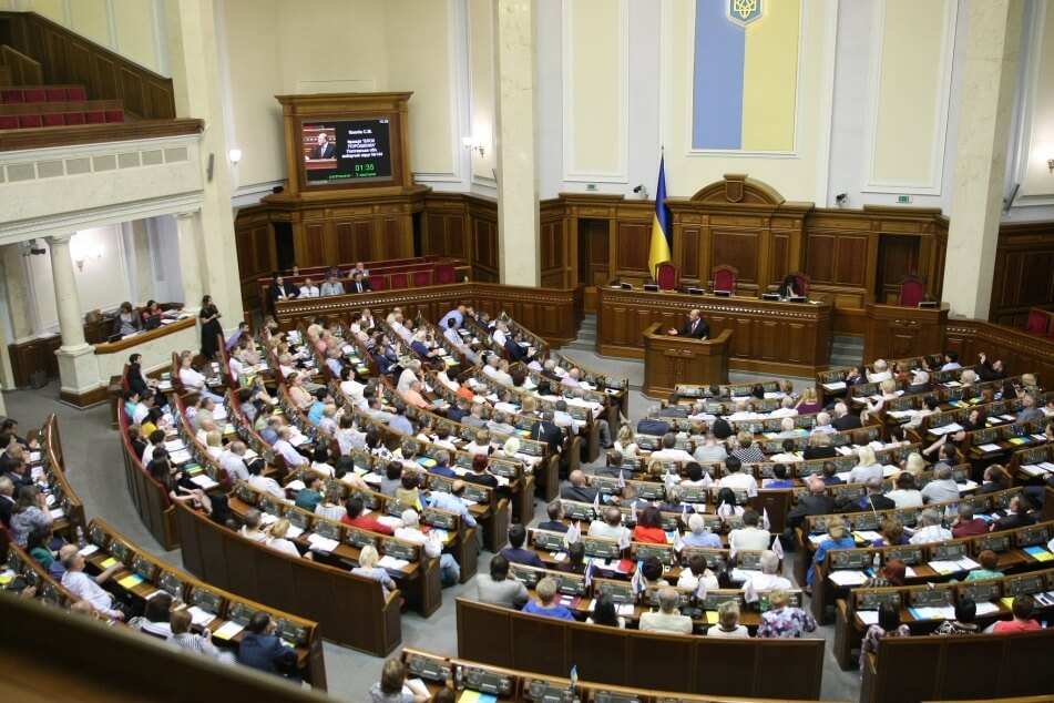 Финансирование аппарата ВР увеличат до 1,2 млрд грн Финансирование аппарата ВР увеличат до 1,2 млрд грн