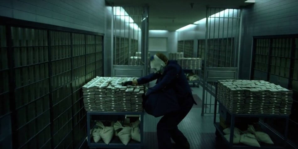 В столичном банке украли $350 тыс и килограмм золота (видео) В столичном банке украли $350 тыс и килограмм золота (видео)
