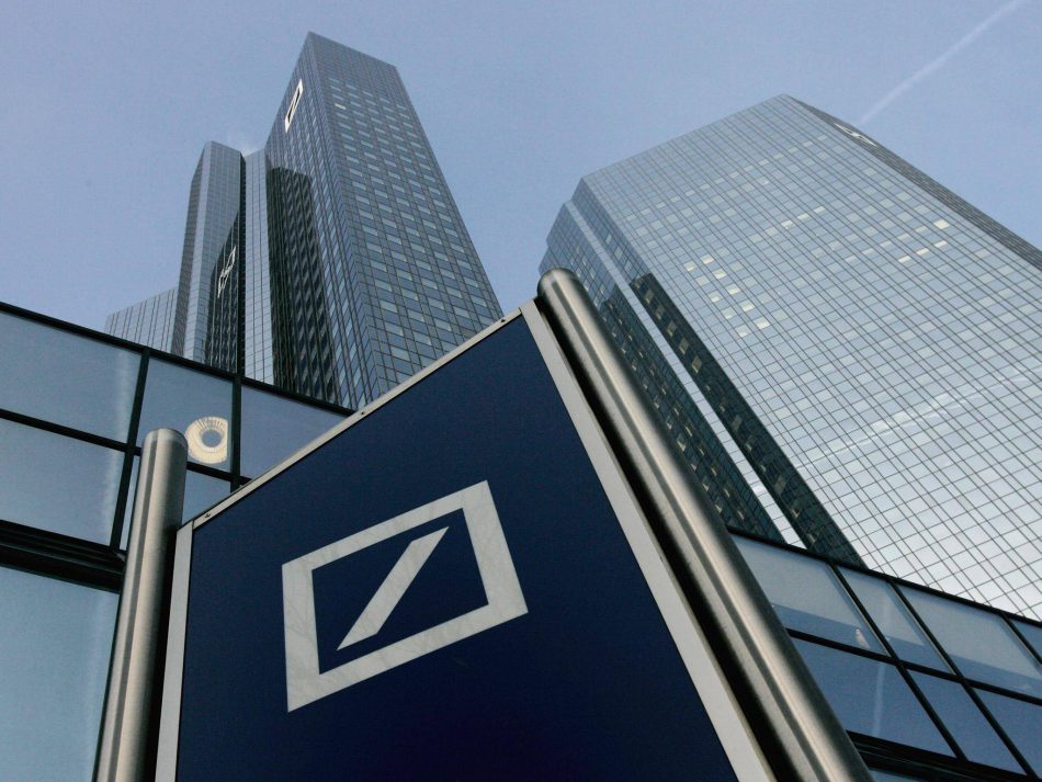 В Deutsche Bank ожидаются массовые сокращения В Deutsche Bank ожидаются массовые сокращения